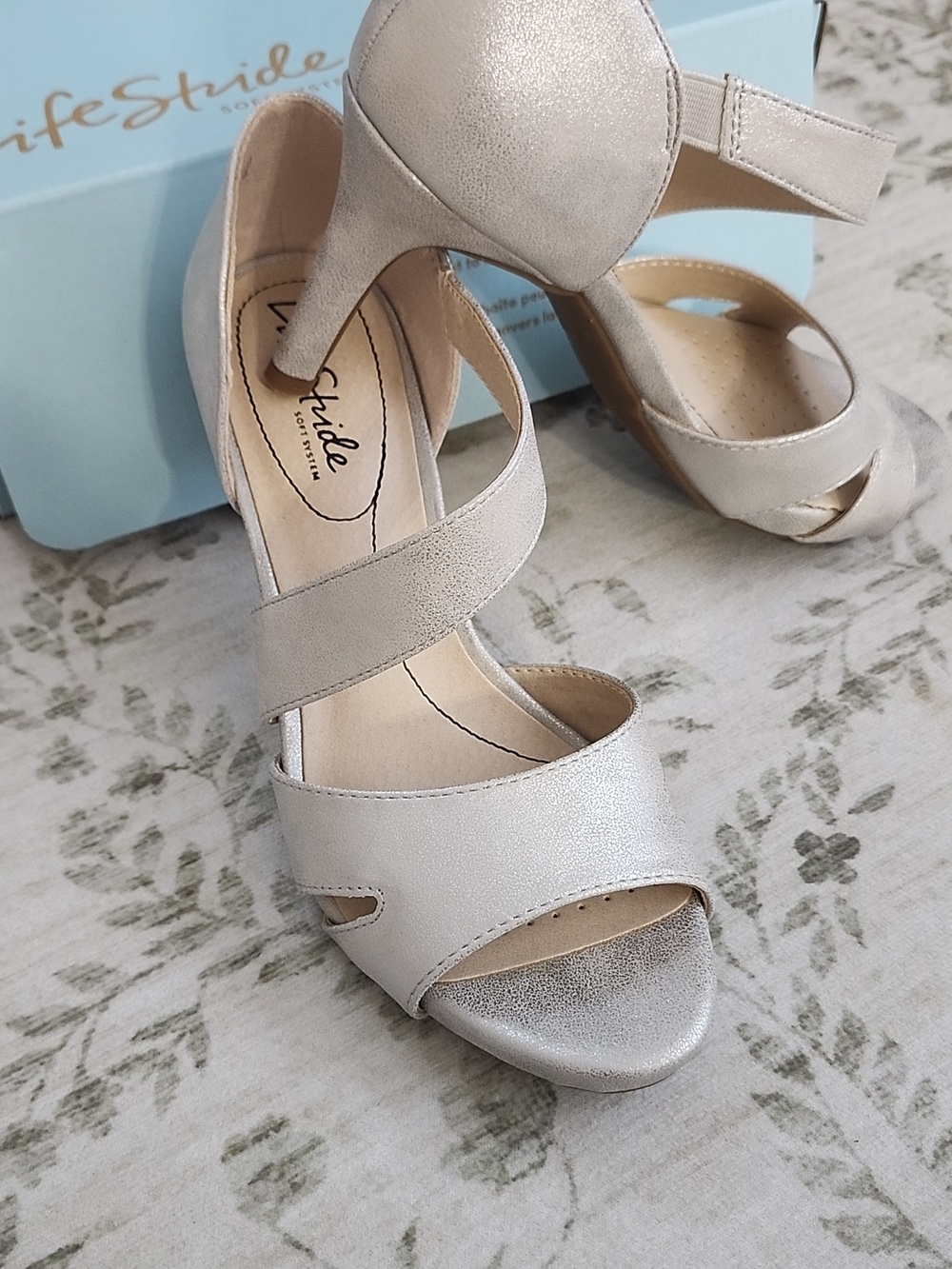 Life Stride Silver Metallic Slingback Heels - Picture 3 of 4